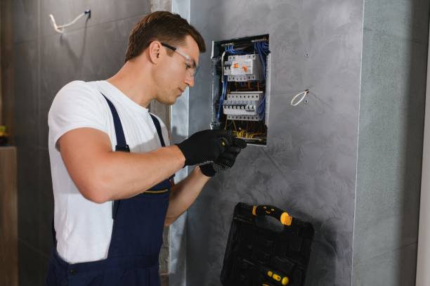 Best Circuit Breaker Repair  in Harrisburg, IL